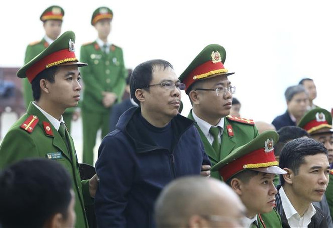 Mobifone收购AVG案：两名原部长和同犯被指控造成国家损失6.59万亿越盾 ảnh 3