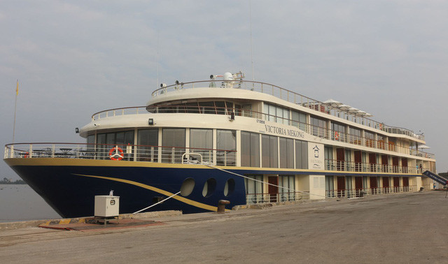 连接芹苴市和柬埔寨金边的豪华游轮正式投入运营 ảnh 1 连接芹苴市和柬埔寨金边的豪华游轮正式投入运营 ảnh 1