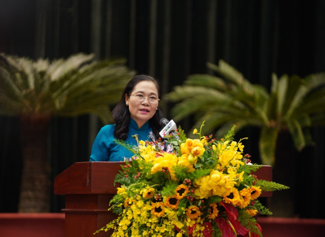 胡志明市人民议会第17次会议闭幕：全市上下团结一心 下决心完成各既定目标任务 ảnh 2