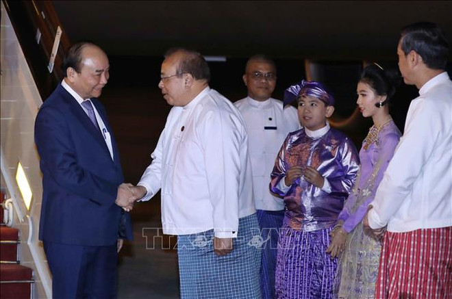 越南政府总理阮春福开始访缅之旅 ảnh 1 越南政府总理阮春福开始访缅之旅 ảnh 1