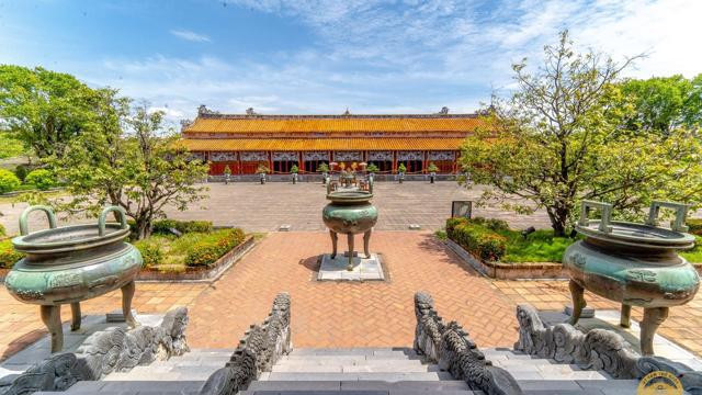 顺化九鼎申报世界文献遗产档案将尽早递交文化体育旅游部 ảnh 1 顺化九鼎申报世界文献遗产档案将尽早递交文化体育旅游部 ảnh 1