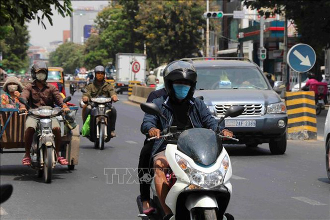 泰国与柬埔寨接壤的两个边界口岸开放 为双方人民提供紧急医疗救助 ảnh 1 泰国与柬埔寨接壤的两个边界口岸开放 为双方人民提供紧急医疗救助 ảnh 1