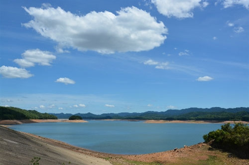 越南各地美丽的湖泊(组图) ảnh 4 越南各地美丽的湖泊(组图) ảnh 4