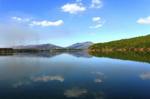 越南各地美丽的湖泊(组图) ảnh 9 越南各地美丽的湖泊(组图) ảnh 9