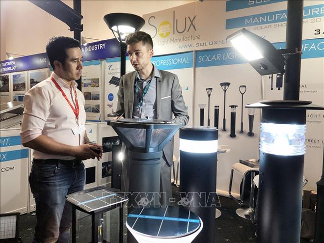 2019年越南国际太阳能展在胡志明市开幕 ảnh 1 2019年越南国际太阳能展在胡志明市开幕 ảnh 1