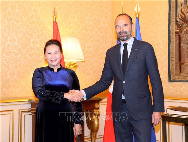 越南国会主席阮氏金银会见法国总理爱德华·菲利普 ảnh 1 越南国会主席阮氏金银会见法国总理爱德华·菲利普 ảnh 1