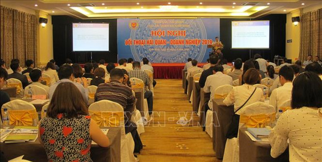 2019年海关与企业对话会在宁平省举行 ảnh 1