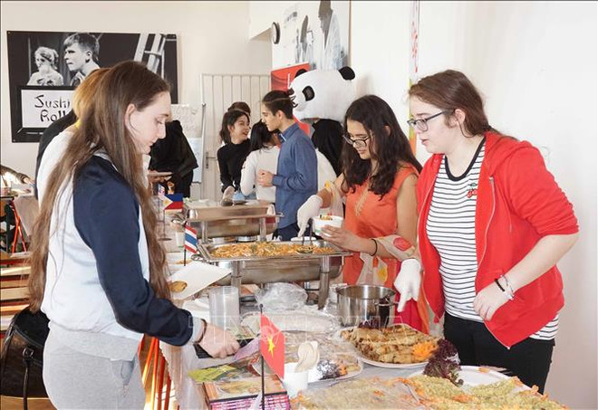 “2019年亚洲美食节”在捷克举行 ảnh 1 “2019年亚洲美食节”在捷克举行 ảnh 1