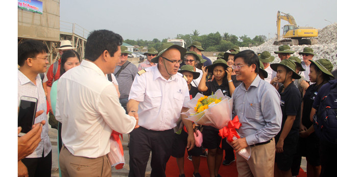 广治省接待“全景号”邮轮到访 ảnh 1 广治省接待“全景号”邮轮到访 ảnh 1