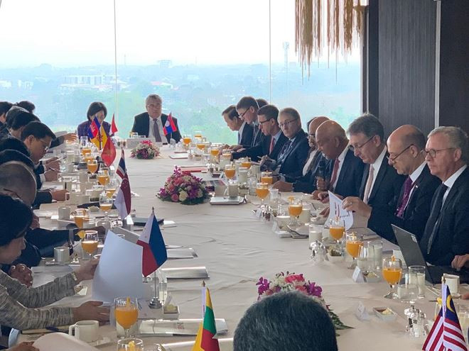 汇丰银行:吸引私人投资 促进东南亚地区可持续基础设施发展 ảnh 1 汇丰银行:吸引私人投资 促进东南亚地区可持续基础设施发展 ảnh 1