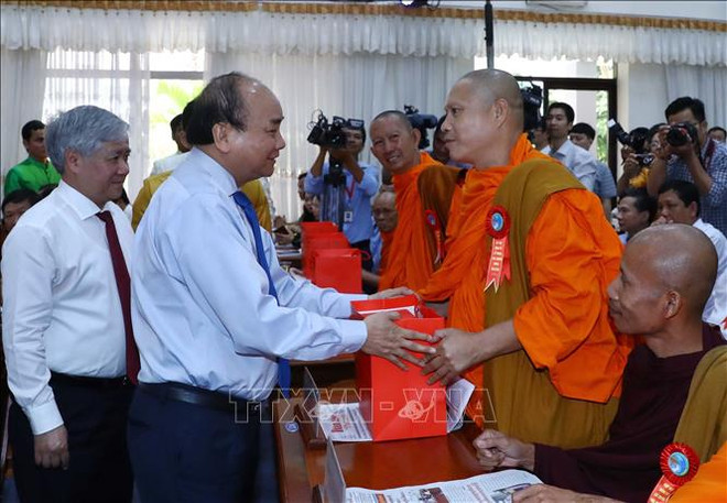 越南政府总理阮春福出席高棉族2019传统新年见面会 ảnh 1 越南政府总理阮春福出席高棉族2019传统新年见面会 ảnh 1