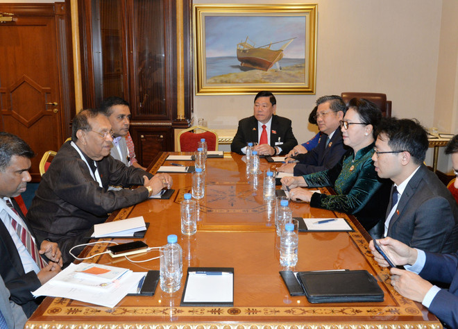 IPU-140间隙:越南国会主席阮氏金银与部分国家国会领导会晤 ảnh 2 IPU-140间隙:越南国会主席阮氏金银与部分国家国会领导会晤 ảnh 2