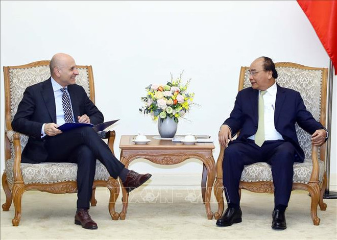 越南政府总理阮春福会见意大利驻越大使 ảnh 1