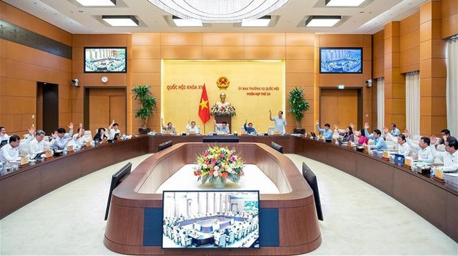 国会常委会第25次会议:需补充水资源管理法规 ảnh 1 国会常委会第25次会议:需补充水资源管理法规 ảnh 1