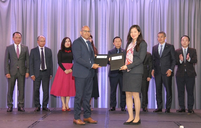 越航与亿客行集团扩大合作 ảnh 1 越航与亿客行集团扩大合作 ảnh 1