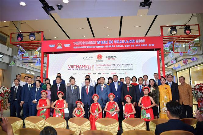 2023年第六届泰国越南商品周活动在曼谷开幕 ảnh 1 2023年第六届泰国越南商品周活动在曼谷开幕 ảnh 1