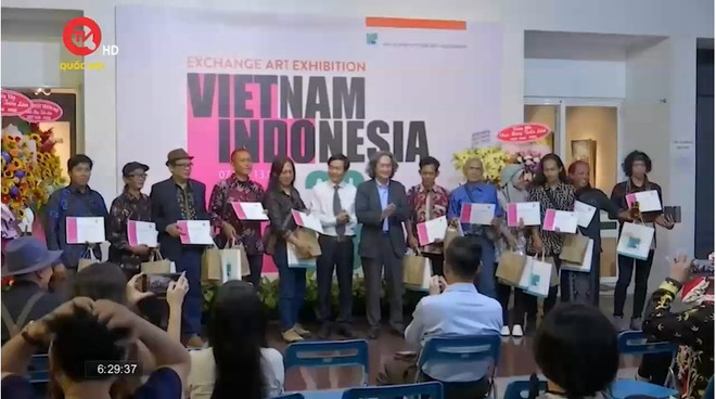 越南-印尼文化绘画展--以文化纽带促两国交流 ảnh 1 越南-印尼文化绘画展--以文化纽带促两国交流 ảnh 1