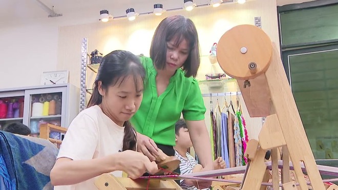 橙剂受害儿童的特教班为儿童插上“梦想的翅膀” ảnh 1 橙剂受害儿童的特教班为儿童插上“梦想的翅膀” ảnh 1