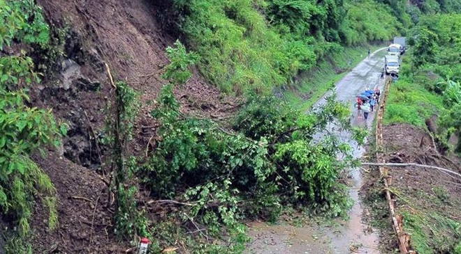 越南提高山体滑坡易发点的预警能力 ảnh 1 越南提高山体滑坡易发点的预警能力 ảnh 1
