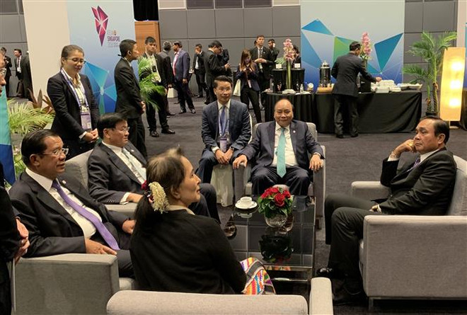 越南为和平、稳定、坚韧和创新的东盟提出许多倡议 ảnh 1 越南为和平、稳定、坚韧和创新的东盟提出许多倡议 ảnh 1