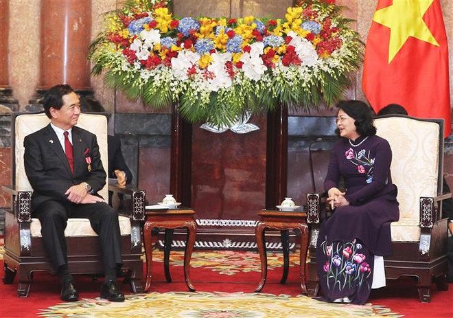 邓氏玉盛会见日本神奈川县代表团 ảnh 1 邓氏玉盛会见日本神奈川县代表团 ảnh 1