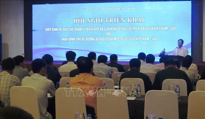携手共建越老和平、友好、合作与发展边界线 ảnh 1 携手共建越老和平、友好、合作与发展边界线 ảnh 1