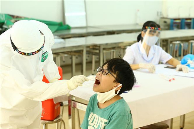 新冠肺炎疫情:越南已对100万多份样本进行实时荧光PCR检测 ảnh 1 新冠肺炎疫情:越南已对100万多份样本进行实时荧光PCR检测 ảnh 1