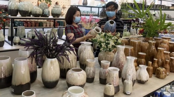 “河内——百业之地”展览推崇传统手工艺 ảnh 1 “河内——百业之地”展览推崇传统手工艺 ảnh 1