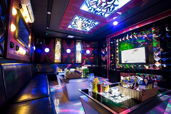 河内市加大对酒吧、KTV、舞厅等娱乐场所消防安全工作的检查力度 ảnh 1 河内市加大对酒吧、KTV、舞厅等娱乐场所消防安全工作的检查力度 ảnh 1
