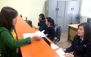 今年前四个月越南全国进出口关税收入36亿多美元 ảnh 1 今年前四个月越南全国进出口关税收入36亿多美元 ảnh 1