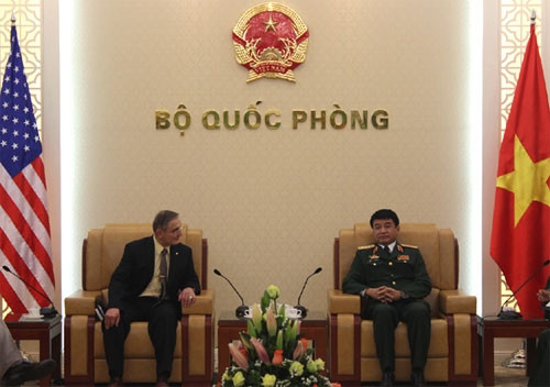 武文俊上将接见美国陆军高级战略领导研究计划学员代表团 ảnh 1 武文俊上将接见美国陆军高级战略领导研究计划学员代表团 ảnh 1