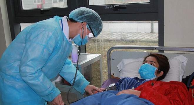 越南排除近万例新冠肺炎疑似病例 ảnh 1