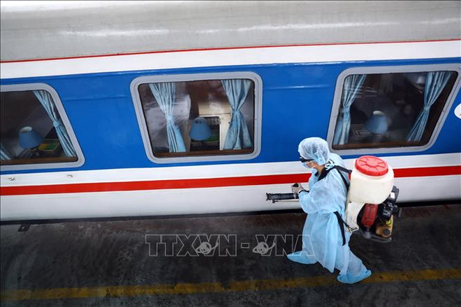 新冠肺炎疫情：自3月26日起越南南北统一列车SE9和SE10 暂停运营 ảnh 1