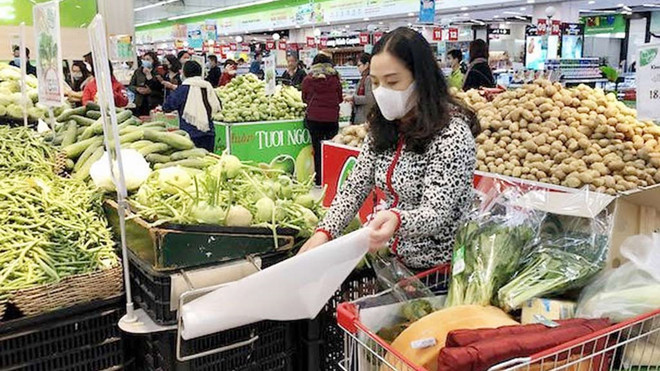 越南工贸部部长陈俊英:在任何情况下都应确保生活必需品市场供应充足价格平稳 ảnh 2 越南工贸部部长陈俊英:在任何情况下都应确保生活必需品市场供应充足价格平稳 ảnh 2