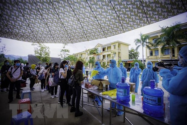 新冠肺炎疫情:随时接待回国公民并实行安全隔离 ảnh 2 新冠肺炎疫情:随时接待回国公民并实行安全隔离 ảnh 2