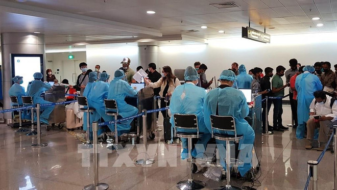 河内市对入境人员进行清查 遏制新冠肺炎扩散蔓延 ảnh 1