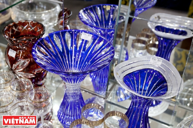 HAS 占领水晶玻璃市场 ảnh 6 HAS 占领水晶玻璃市场 ảnh 6