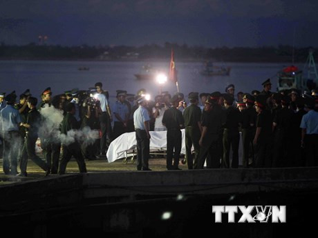 已找到苏-30MK2歼击机飞行员陈光凯尸体 ảnh 1 已找到苏-30MK2歼击机飞行员陈光凯尸体 ảnh 1