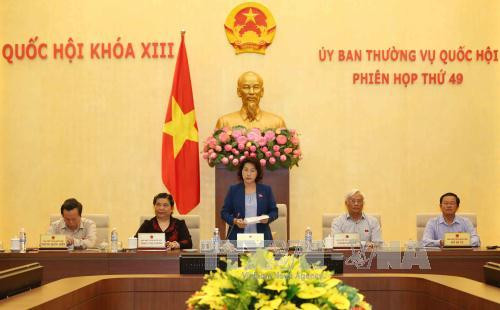 越南第十三届国会常委会第四十九次会议落下帷幕 ảnh 1