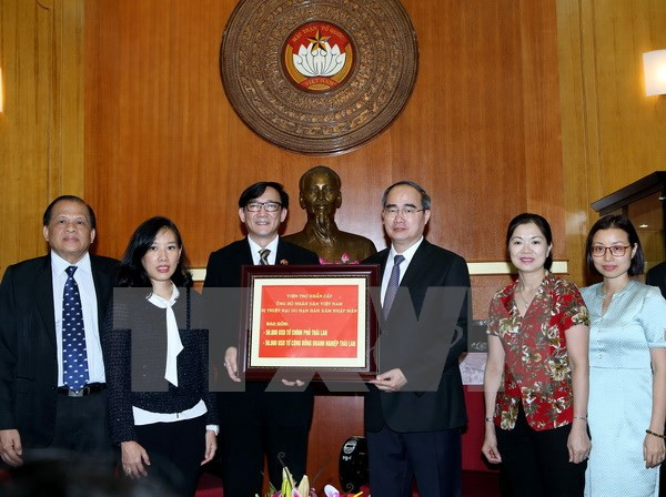 泰国向越南旱区和海水入侵灾区灾民捐赠10万美元善款 ảnh 1 泰国向越南旱区和海水入侵灾区灾民捐赠10万美元善款 ảnh 1