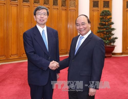 政府总理阮春福会见亚行行长兼董事会主席中尾武彦 ảnh 1 政府总理阮春福会见亚行行长兼董事会主席中尾武彦 ảnh 1