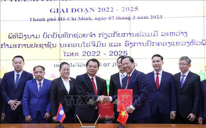 胡志明市与老挝华潘省签署合作谅解备忘录 ảnh 1 胡志明市与老挝华潘省签署合作谅解备忘录 ảnh 1
