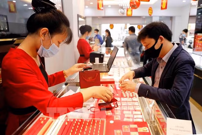 3月2日上午越南国内一两黄金卖出价涨跌互现 ảnh 1