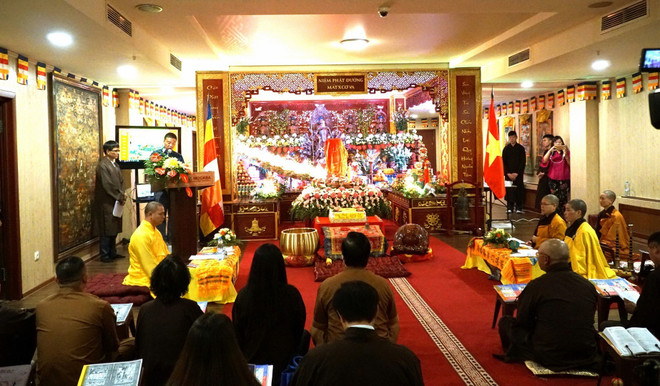 旅居俄罗斯越南佛教僧众举行佛历2562年佛诞大典 ảnh 1 旅居俄罗斯越南佛教僧众举行佛历2562年佛诞大典 ảnh 1