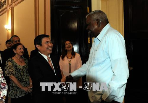 古巴高度评价胡志明市的发展经验 ảnh 1