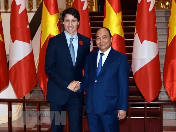 阮春福访问加拿大并出席G7峰会扩大会议：越加两国关系史上的新里程碑 ảnh 1