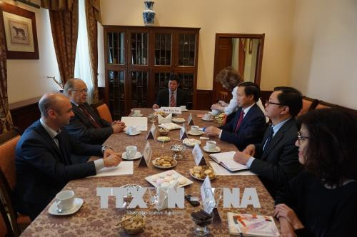 莫斯科大学欢迎越南学生赴该校学习 ảnh 1 莫斯科大学欢迎越南学生赴该校学习 ảnh 1