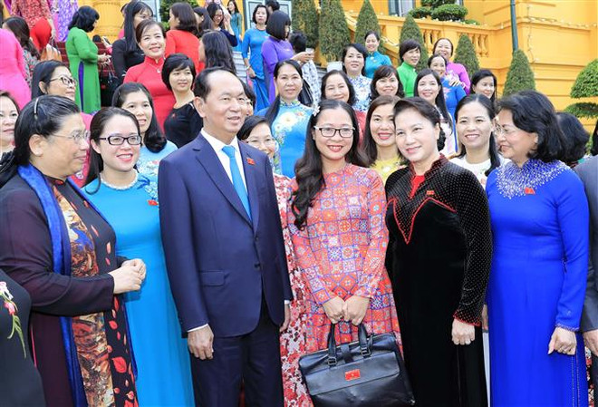 国家主席陈大光会见第十四届国会女代表 ảnh 2 国家主席陈大光会见第十四届国会女代表 ảnh 2