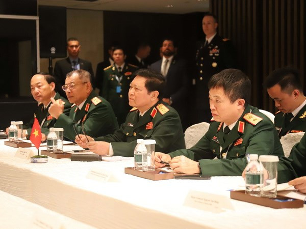 越南国防部长在2018年香格里拉对话会发表讲话 ảnh 1 越南国防部长在2018年香格里拉对话会发表讲话 ảnh 1