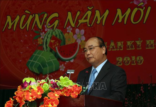 政府总理对空军372师练兵备战工作进行检查 ảnh 1